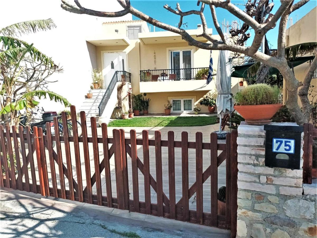 Family Yard House Kos公寓 外观 照片